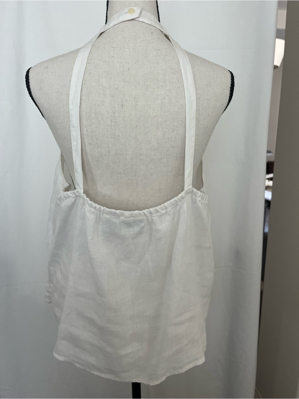 Rachel Zoe White Linen Halter Top with Crochet Yoke - Picture 4 of 8